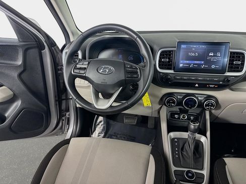 Certified 2023 Hyundai Venue SEL w/ Cargo Package image 22