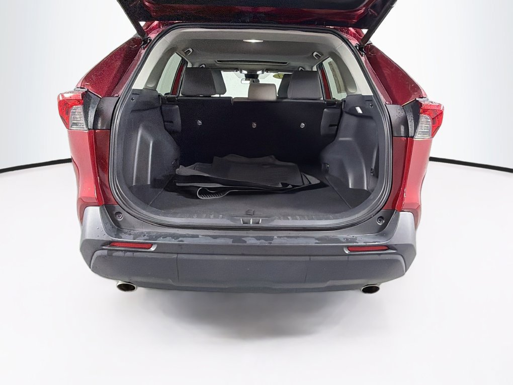 Used 2023 Toyota RAV4 XLE w/ Convenience Package FWD image 26