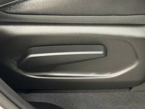 Used 2023 Jeep Grand Cherokee L Laredo AWD/4WD image 20