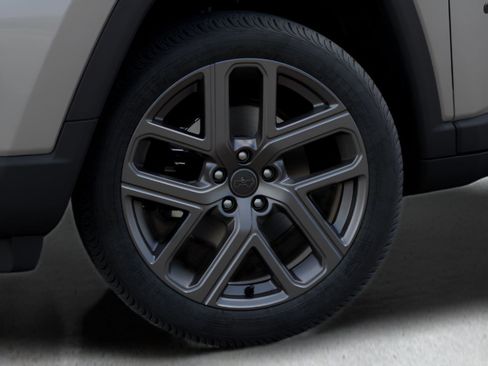 New 2026 Jeep Compass Limited image 9