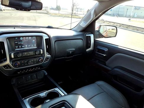 Used 2018 GMC Sierra 1500 SLT image 26