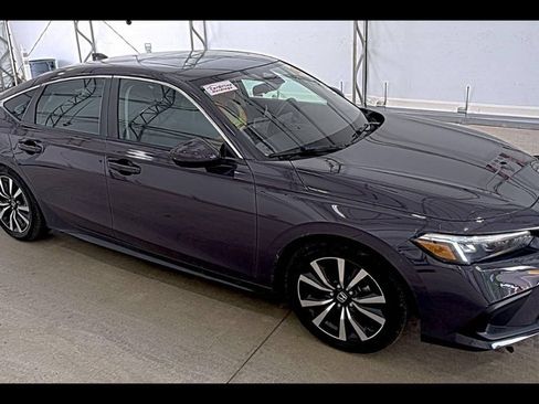 Used 2023 Honda Civic EX-L image 3