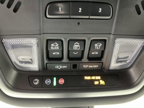 Certified 2024 Buick Enclave Avenir w/ Trailering Package, 5000 lbs. AWD/4WD image 31