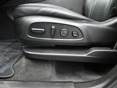 Used 2020 Buick Enclave Avenir w/ Avenir Technology Package image 13