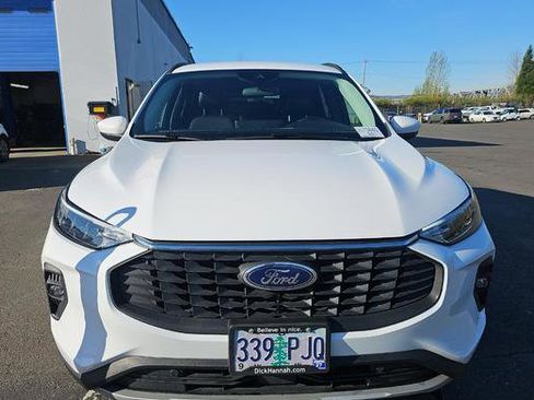 Used 2023 Ford Escape SE FWD image 3