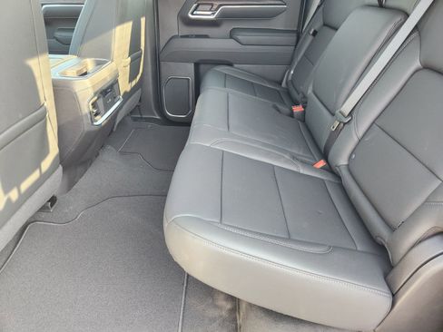 New 2026 GMC Sierra 1500 SLT AWD/4WD image 35