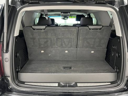 Used 2019 Chevrolet Tahoe Premier AWD/4WD image 13