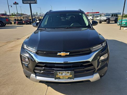 Used 2023 Chevrolet TrailBlazer LT w/ Convenience Package AWD/4WD image 10