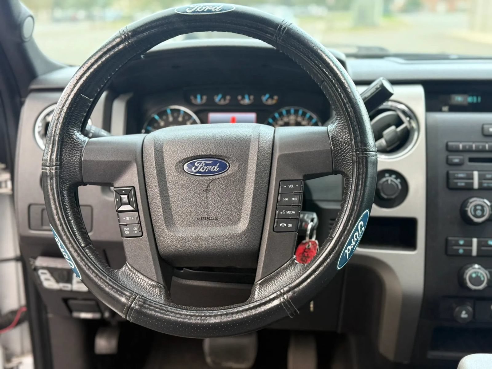 Used 2012 Ford F150 XLT w/ XLT Chrome Pkg AWD/4WD image 16