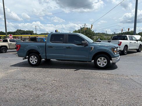 Used 2023 Ford F150 XLT RWD image 5