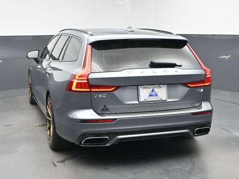 Used 2021 Volvo V60 T6 R-Design w/ Advanced Package FWD image 7