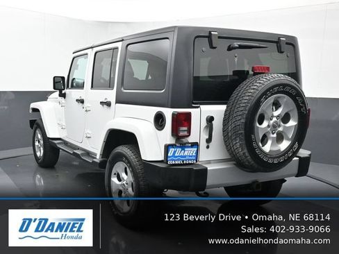 Used 2013 Jeep Wrangler Unlimited Sahara w/ Trailer Tow Group AWD/4WD image 4