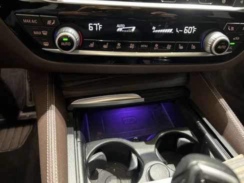 Used 2018 BMW 540i xDrive AWD/4WD image 17