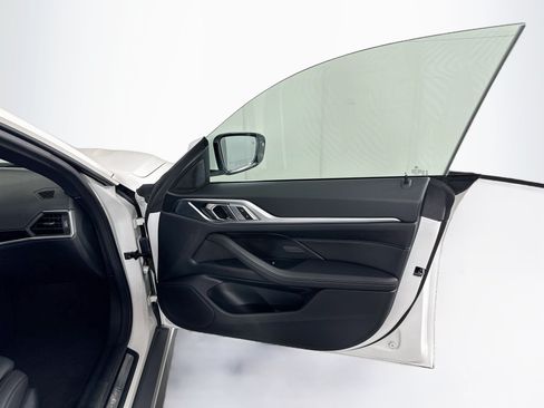 Used 2024 BMW i4 xDrive40i AWD/4WD image 34