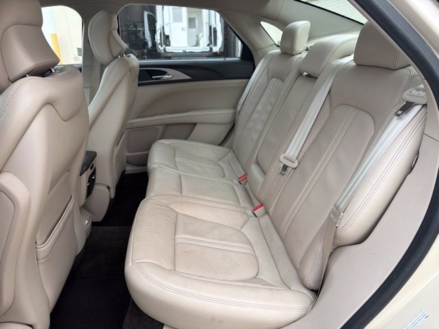 Used 2018 Lincoln MKZ Select w/ Select Plus Package FWD image 17