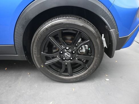 Used 2024 Nissan Kicks SR w/ Exterior Package image 23