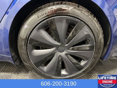 Used 2021 Tesla Model S Plaid image 10