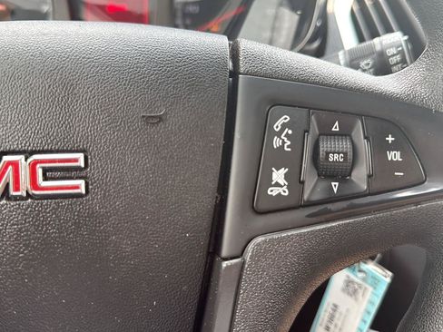 Used 2017 GMC Terrain SLE FWD image 15