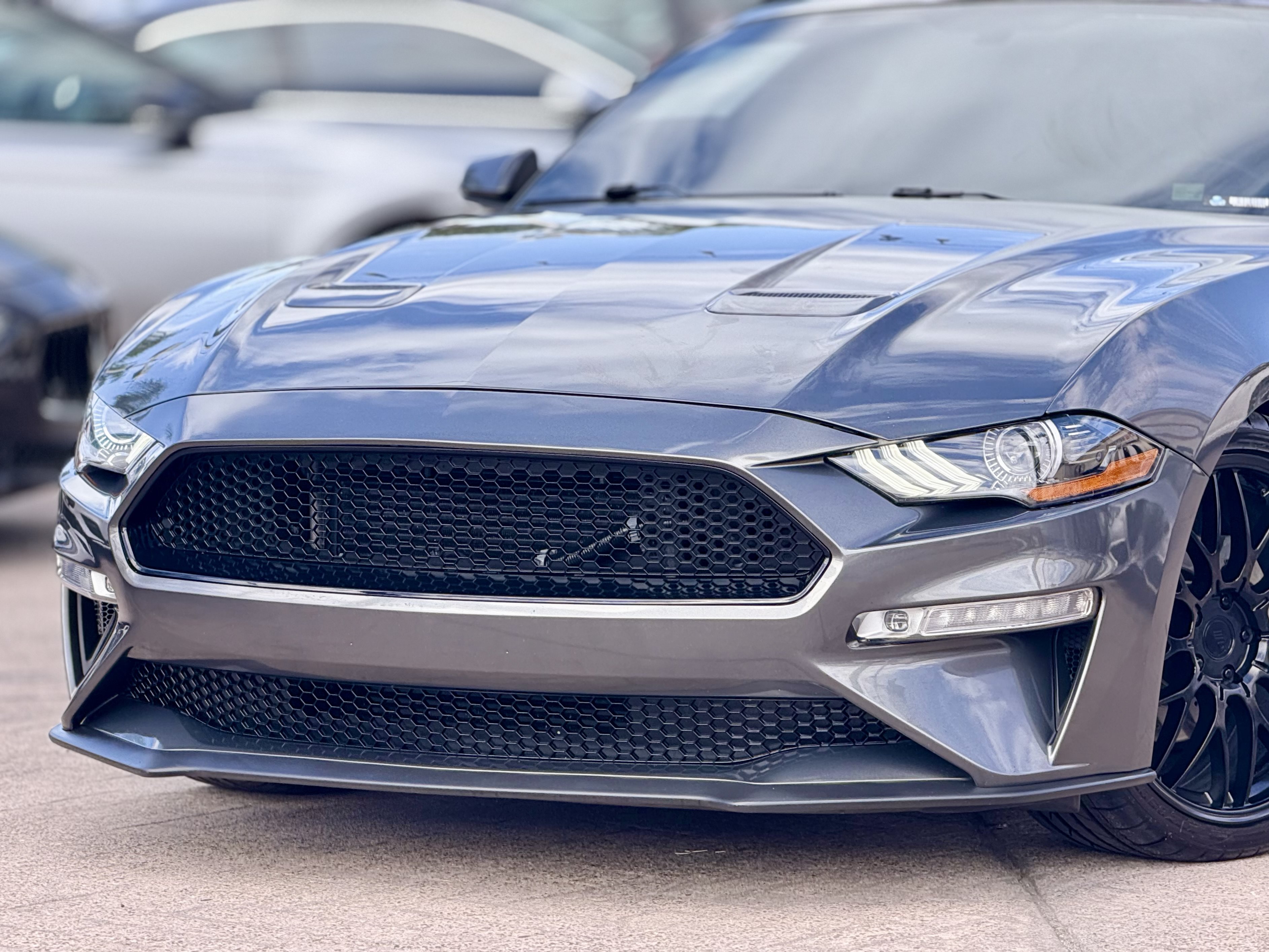 Used 2018 Ford Mustang Premium RWD image 10
