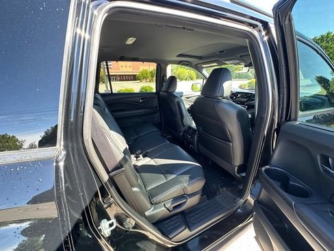 Used 2021 Honda Passport Touring image 17