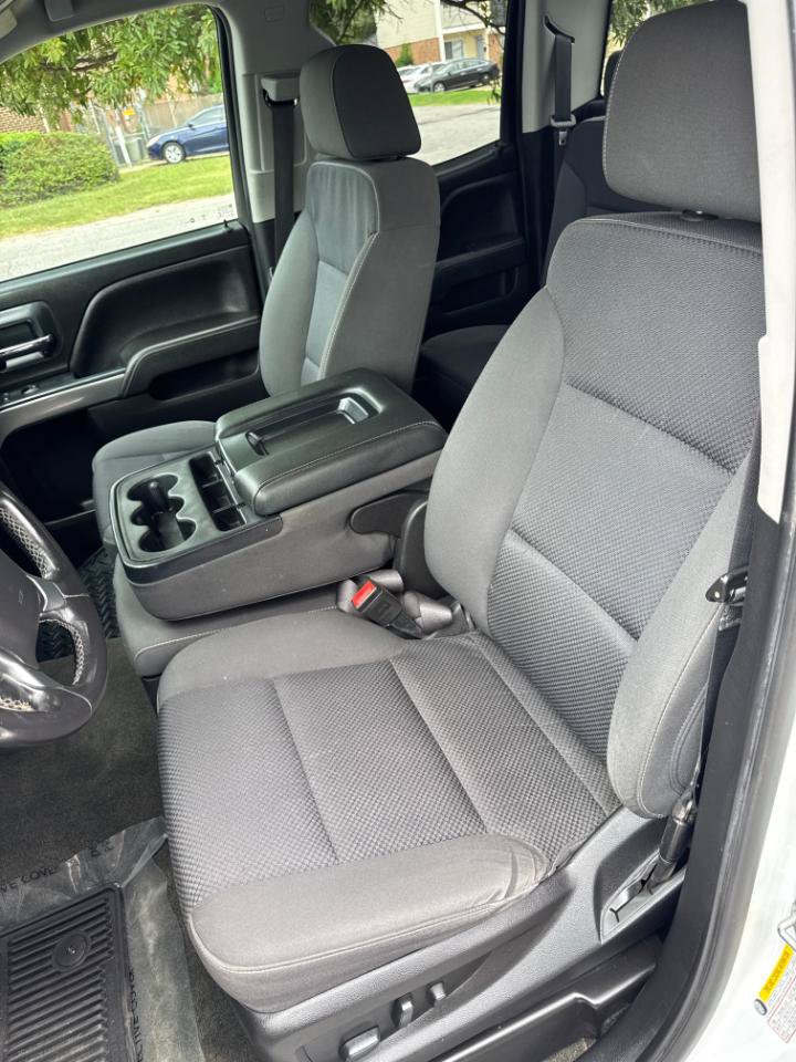 Used 2018 Chevrolet Silverado 1500 LT w/ All Star Edition AWD/4WD image 11