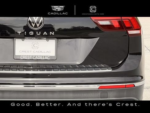 Used 2023 Volkswagen Tiguan SE FWD image 5