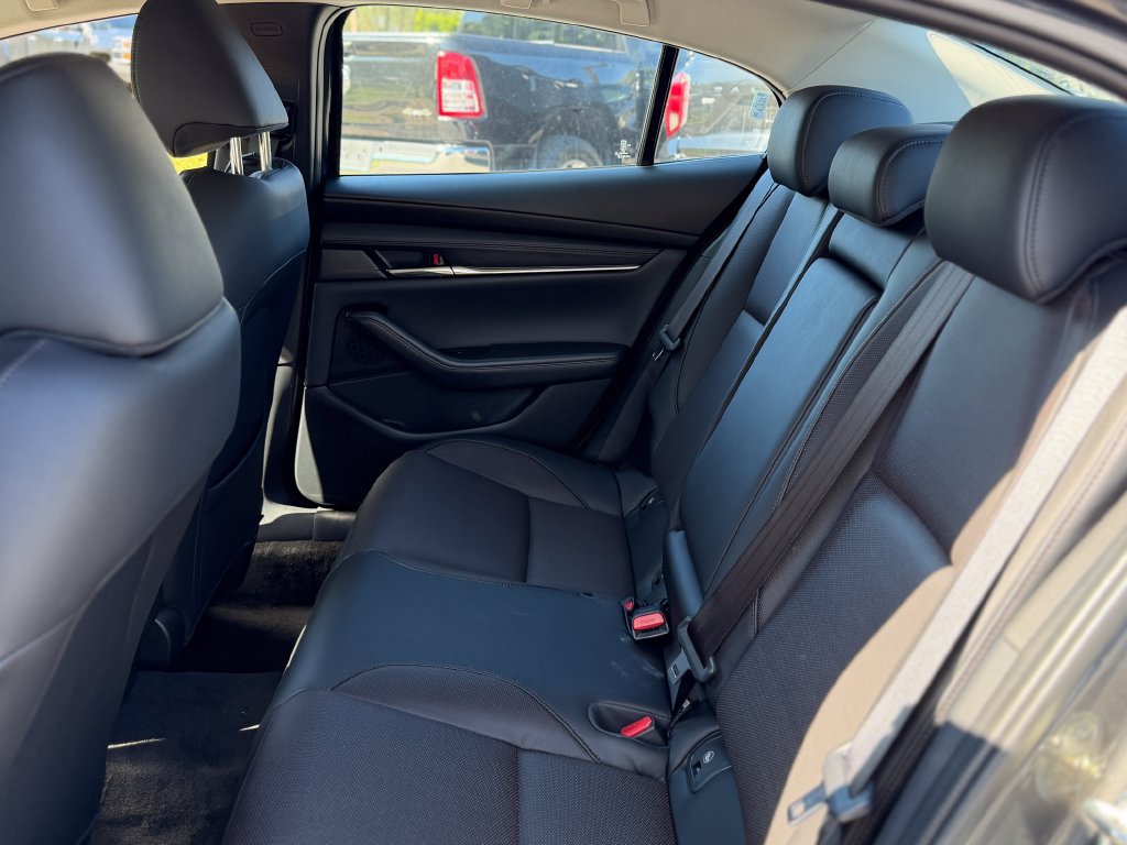 New 2026 MAZDA MAZDA3 2.5 Turbo Sedan w/Premium Plus AWD/4WD image 6