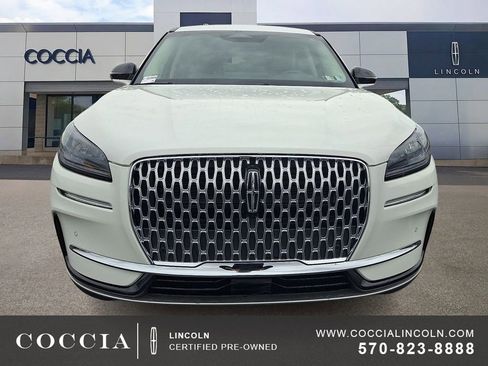 Certified 2023 Lincoln Corsair Standard w/ Equipment Group 101A image 2