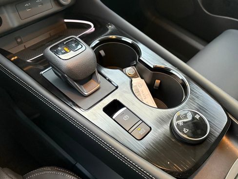 New 2026 Nissan Rogue Platinum image 14