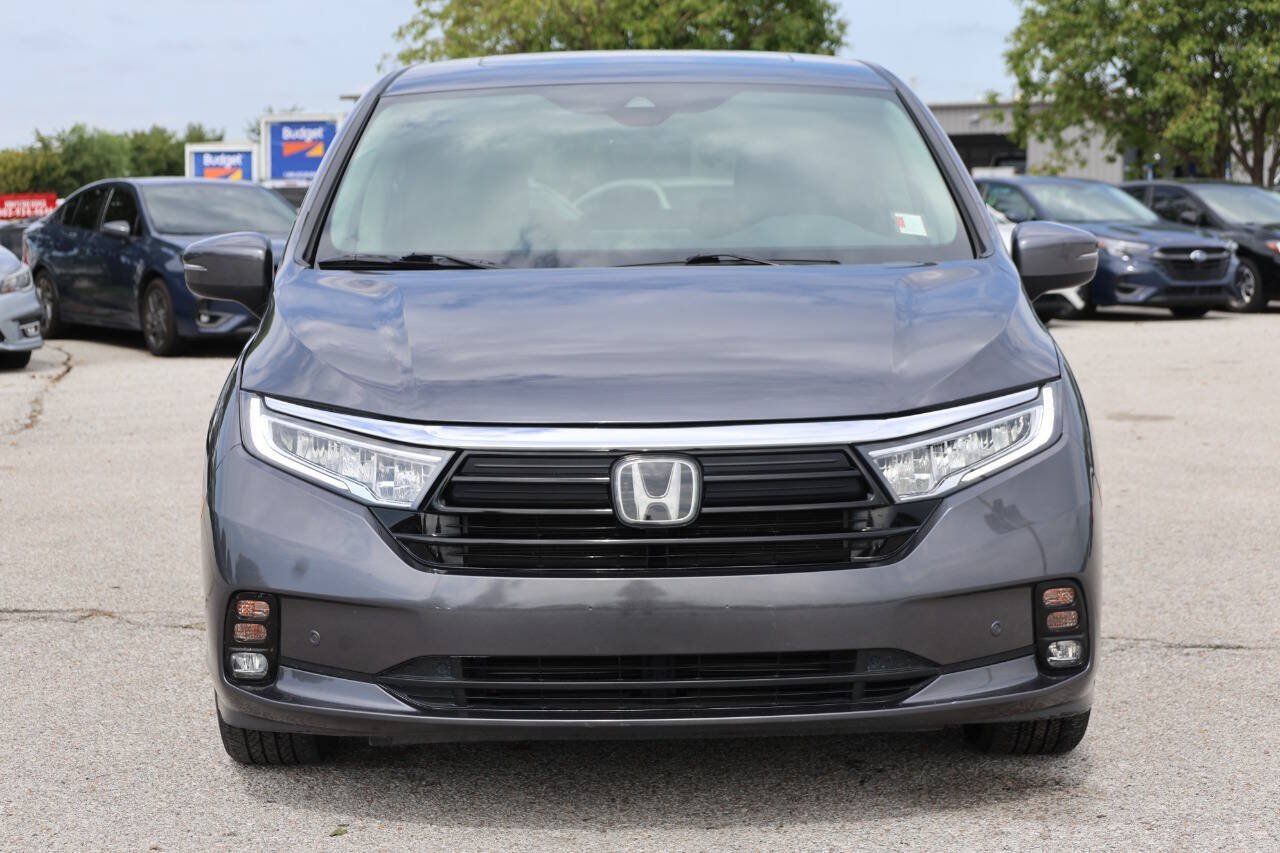 Used 2023 Honda Odyssey Touring image 2