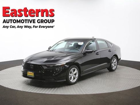 Used 2025 Honda Accord LX image 56