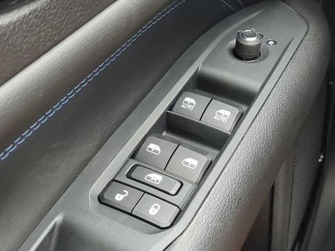 New 2026 Jeep Compass Latitude image 20