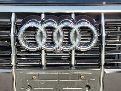 Used 2023 Audi Q3 2.0T Premium Plus AWD/4WD image 23