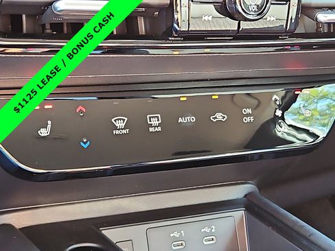 New 2026 Nissan Kicks SR w/ Cold Weather Package image 13