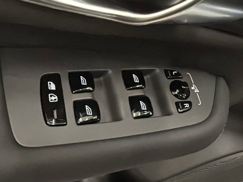 Used 2026 Volvo XC90 B6 Plus w/ Protection Package Premier image 22
