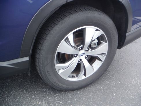 Used 2021 Subaru Ascent Premium w/ Popular Package #1 AWD/4WD image 3