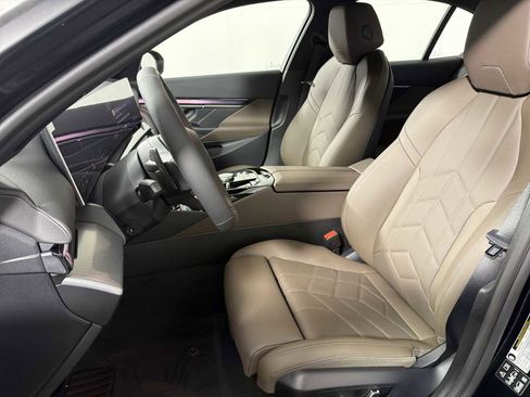 New 2027 BMW 530i xDrive AWD/4WD image 11