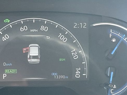 Used 2024 Toyota RAV4 LE image 9