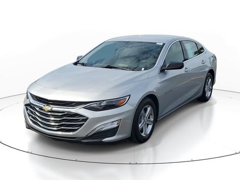 Certified 2021 Chevrolet Malibu LS w/ LPO, Convenience Package 1 FWD image 2