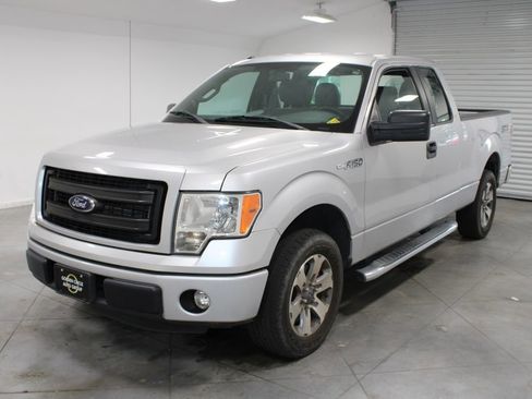 Used 2014 Ford F150 STX w/ Equipment Group 201A Mid RWD image 4