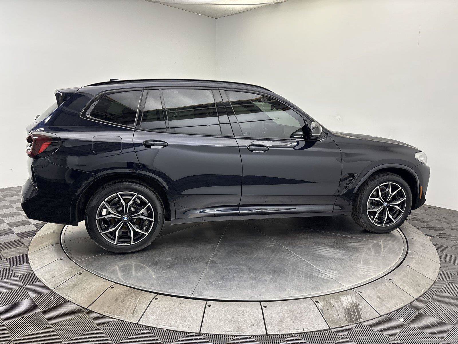 Used 2023 BMW X3 xDrive30i w/ M Sport Package AWD/4WD image 17