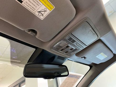 Used 2022 Honda CR-V Touring image 23