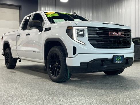 Certified 2023 GMC Sierra 1500 Pro w/ Graphite Edition AWD/4WD image 7