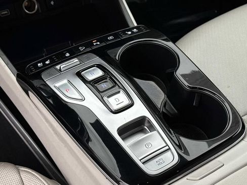 Used 2024 Hyundai Tucson Limited image 22