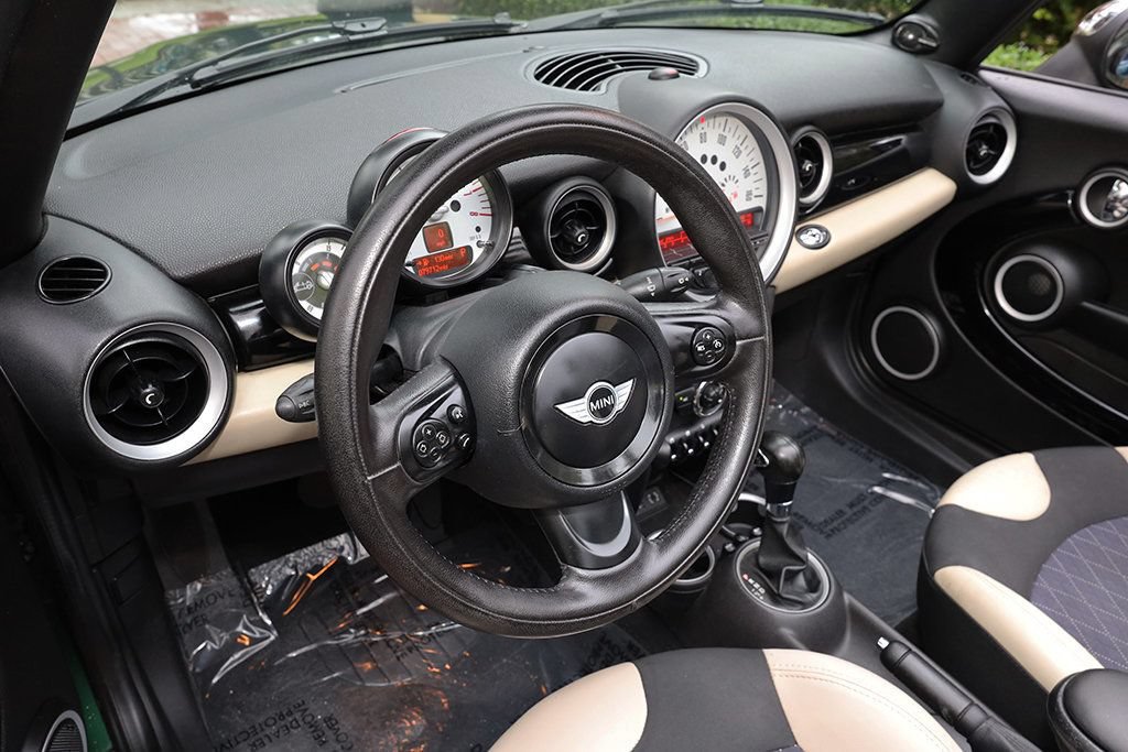 Used 2013 MINI Cooper Convertible FWD image 32