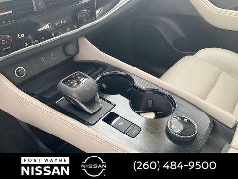 Certified 2023 Nissan Rogue SL AWD/4WD image 28