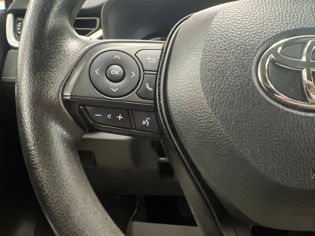 Used 2024 Toyota RAV4 XLE AWD/4WD image 21
