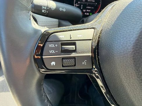 Used 2024 Honda HR-V EX-L image 17