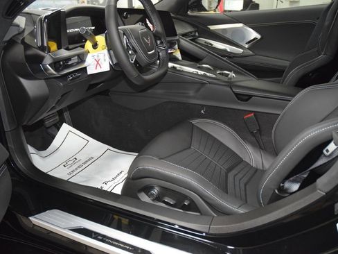 New 2026 Chevrolet Corvette Stingray Premium Cpe w/ Z51 Performance Package RWD image 28