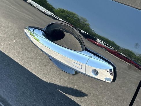 Used 2025 Nissan Altima 2.5 SV image 14